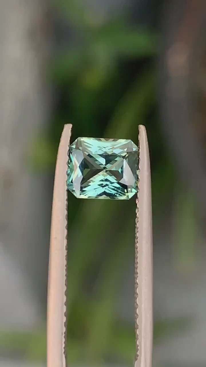 1,08 Ct Strahlenschliff Bicolor Grüner Türkisfarbener Saphir, 6,3mm x 5,3mm x 3,4mm