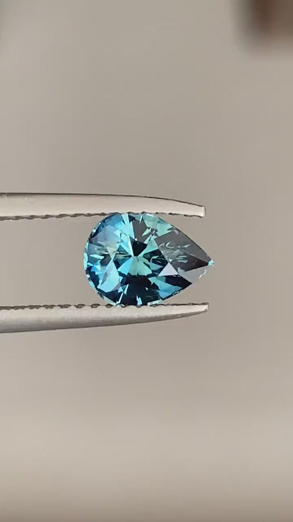 1.14 Ct Pear Cut Teal Sapphire, 7.5mm x 5.6mm x 3.9mm