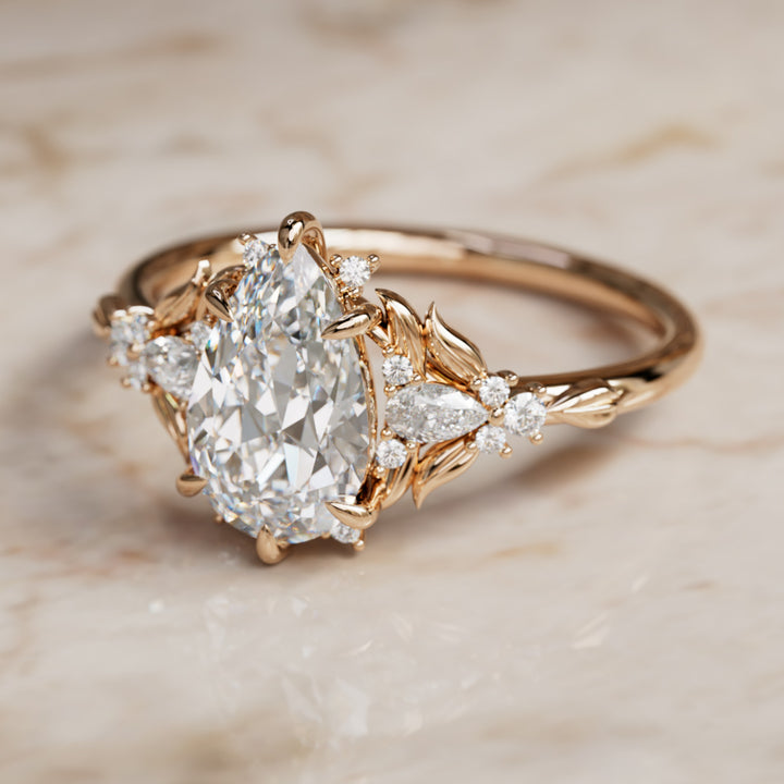 Bague de fiançailles en diamant de laboratoire : Siriwen taille poire fleur inspirée de la nature (monture seulement)