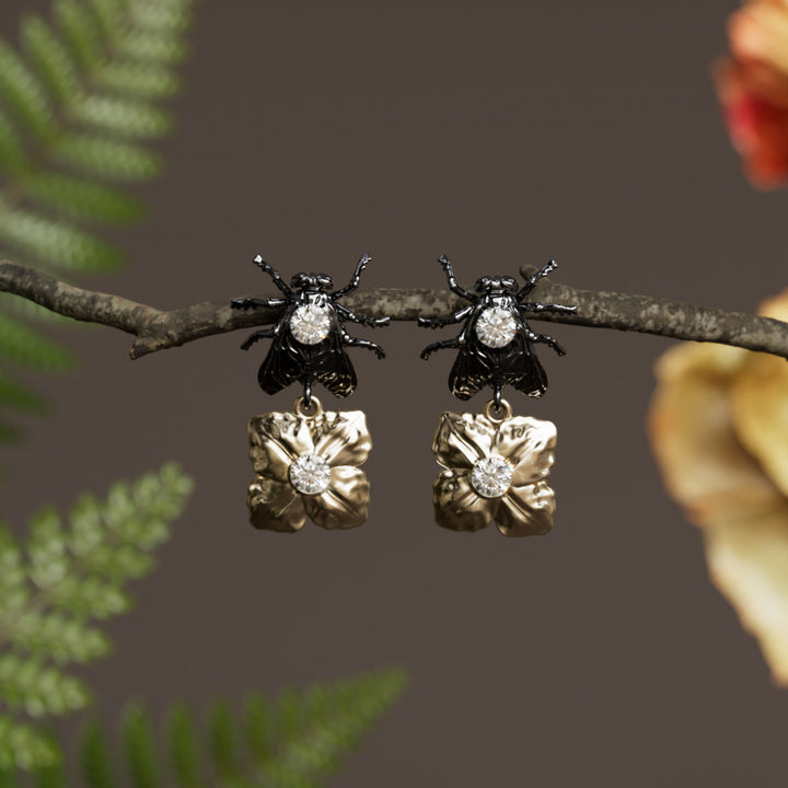 Fluer fra St Narcis Unike Blomster Surrealistiske Øredobber med Rosa Safir og Laboratoriediamant