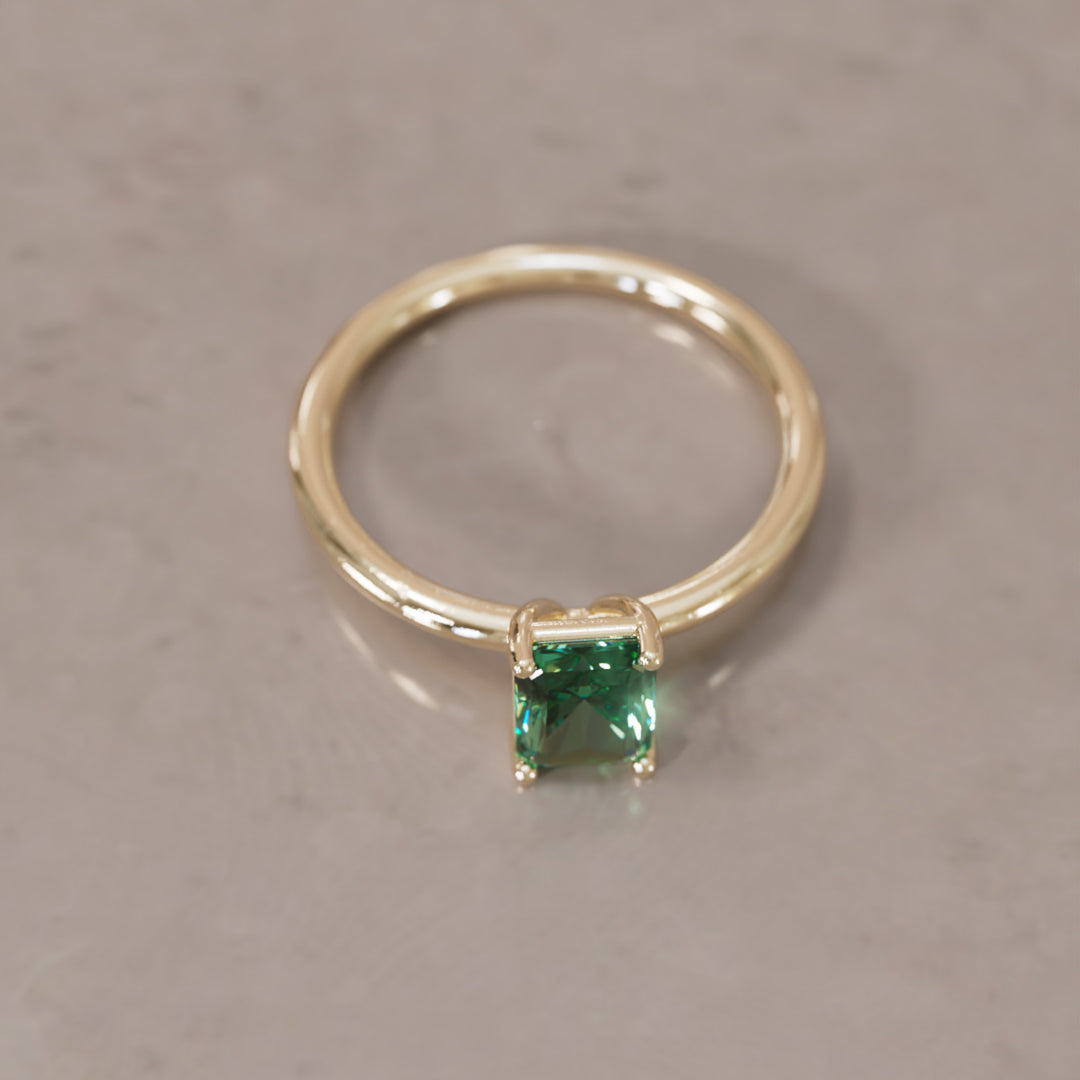 Vera Radiant Cut Green Sapphire Modern Unique Engagement Ring Solitaire (Setting Only)